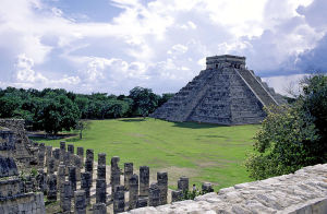 Chichen_Itza_CB